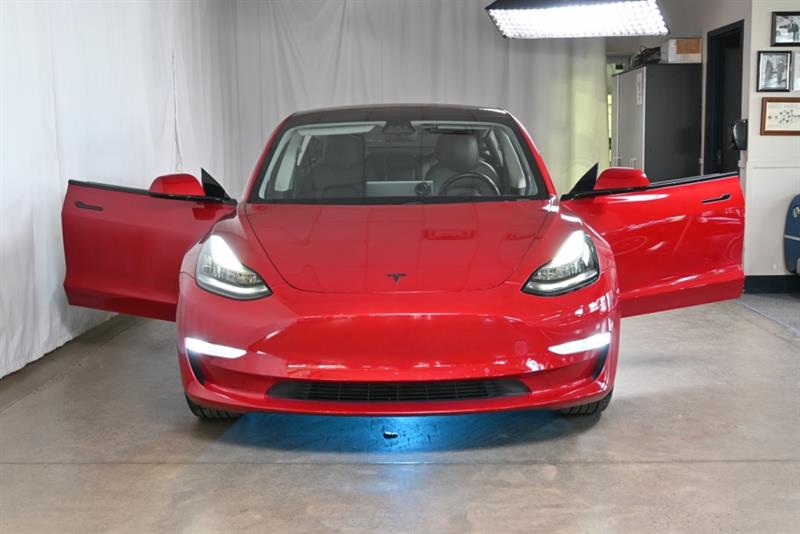 tesla Model 3 2018 - 36