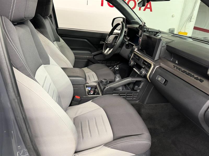 toyota Tacoma 2024 - 25