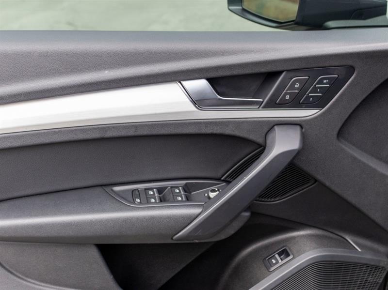 audi Q5 2018 - 24