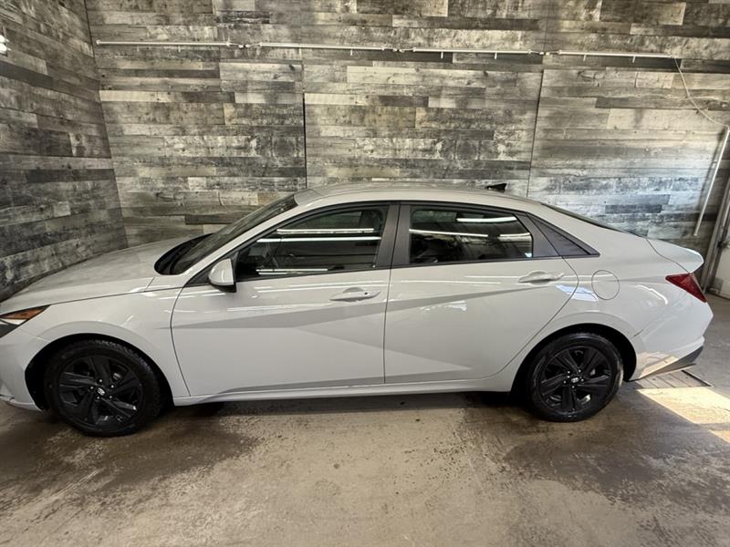 hyundai Elantra 2021 - 14