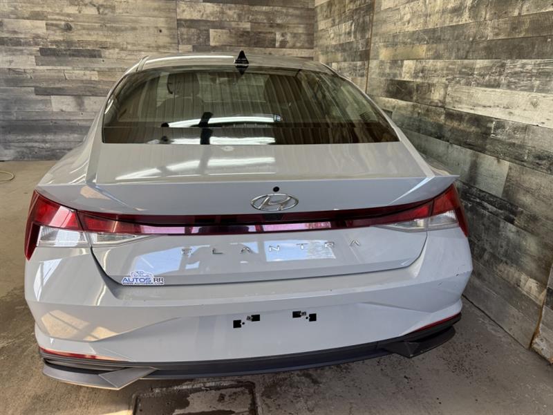 hyundai Elantra 2021 - 15