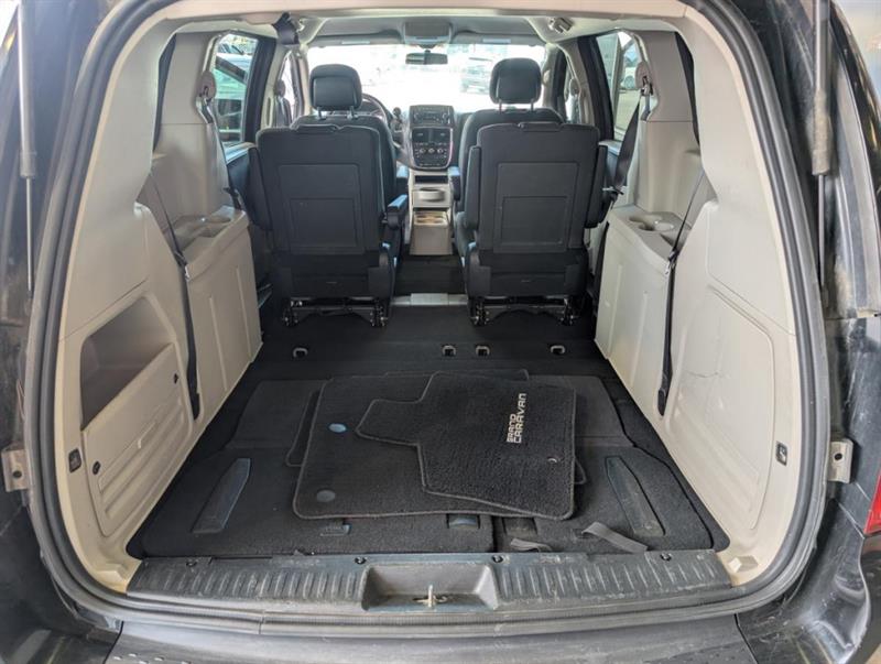 dodge Grand Caravan 2017 - 23