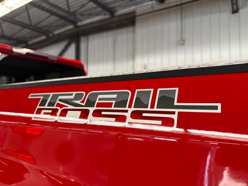 chevrolet Silverado 1500 2022 - 11