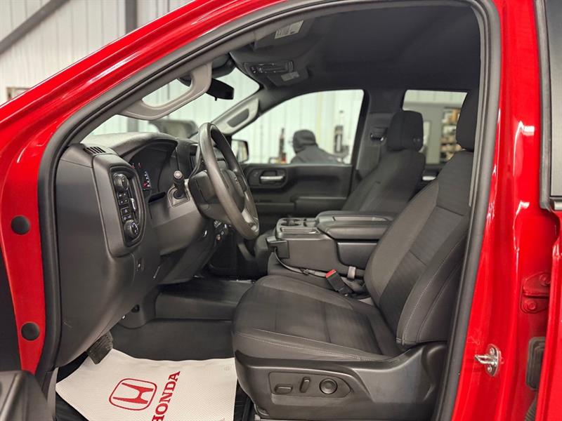 chevrolet Silverado 1500 2022 - 17