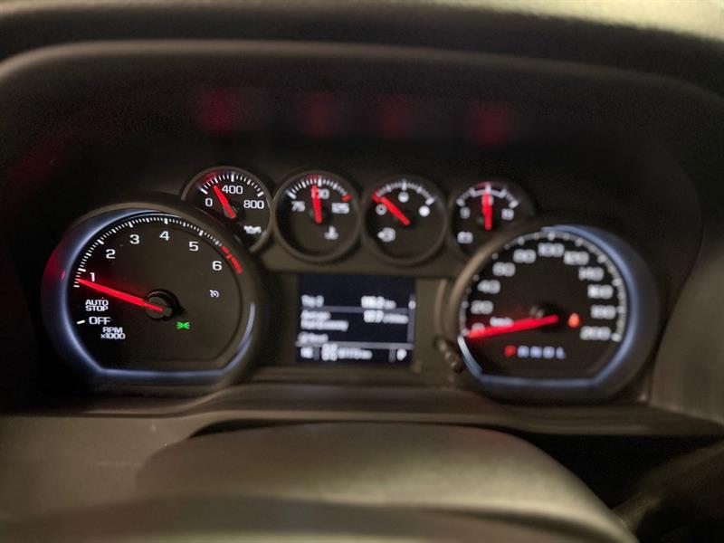 chevrolet Silverado 1500 2022 - 24