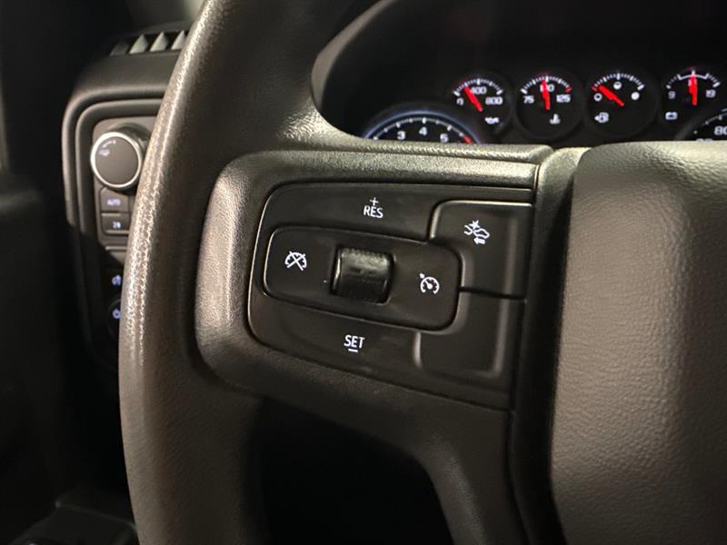 chevrolet Silverado 1500 2022 - 27
