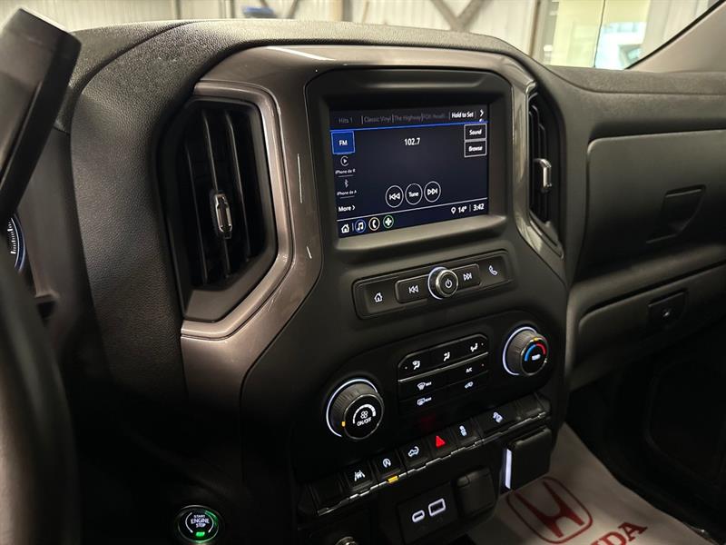 chevrolet Silverado 1500 2022 - 29