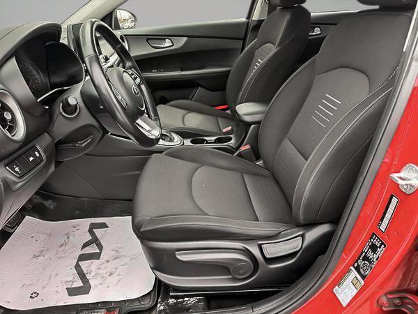 kia Forte 2019 - 12