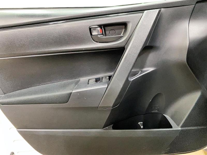 toyota Corolla 2017 - 10