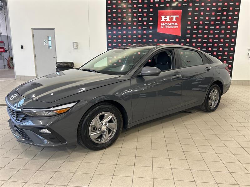 hyundai Elantra 2025 - 2