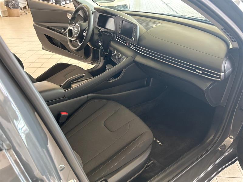 hyundai Elantra 2025 - 27