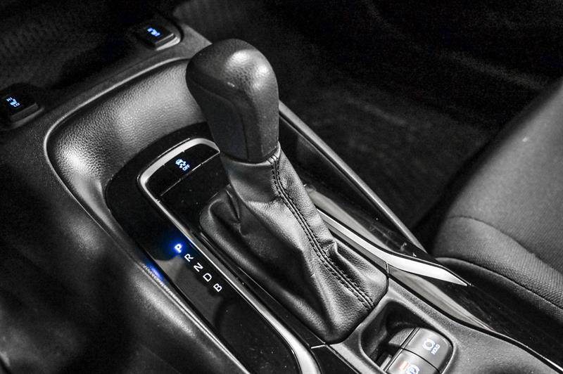 toyota Corolla 2021 - 18