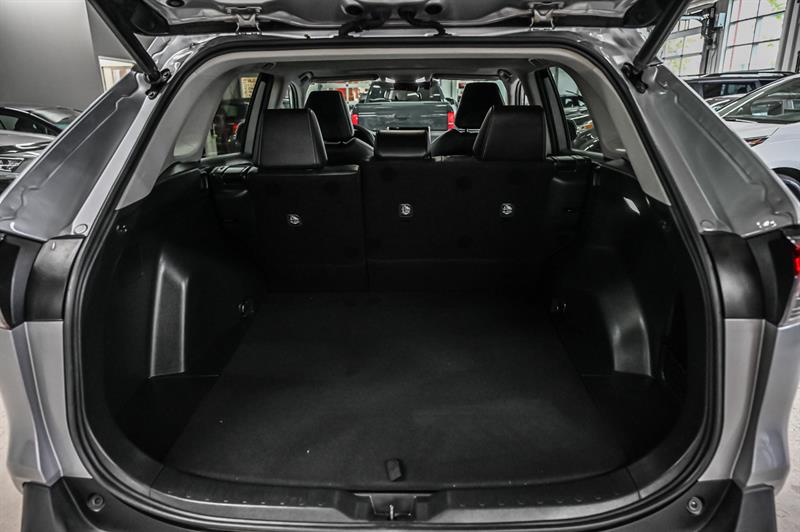 toyota RAV4 2022 - 18