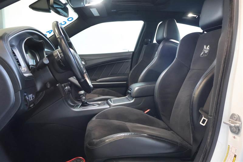 dodge Charger 2020 - 10
