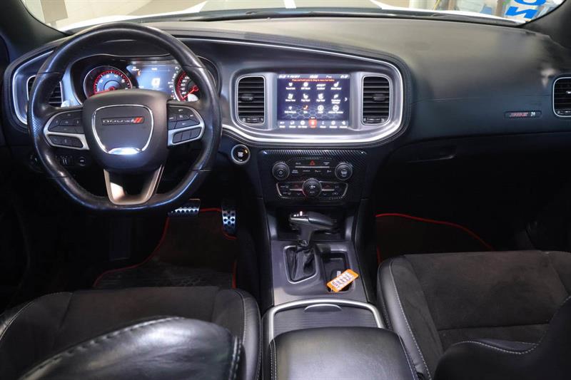 dodge Charger 2020 - 14