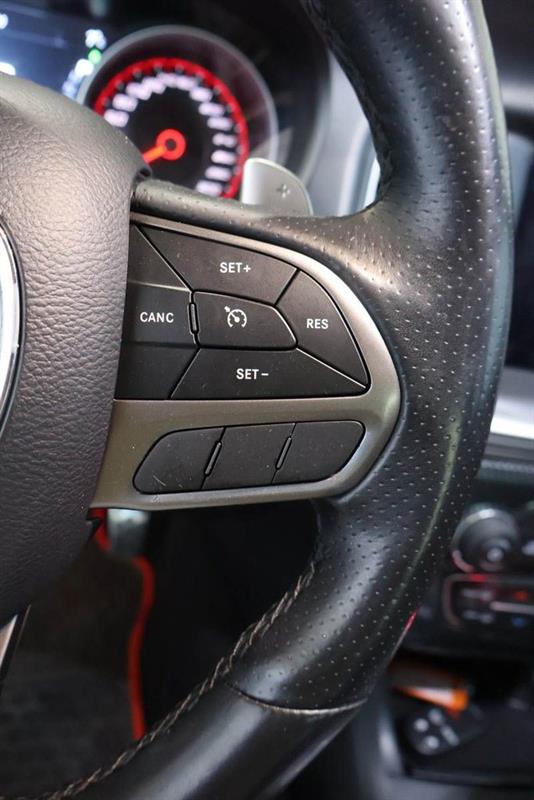 dodge Charger 2020 - 18
