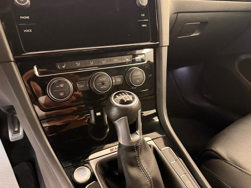volkswagen Golf R 2018 - 18