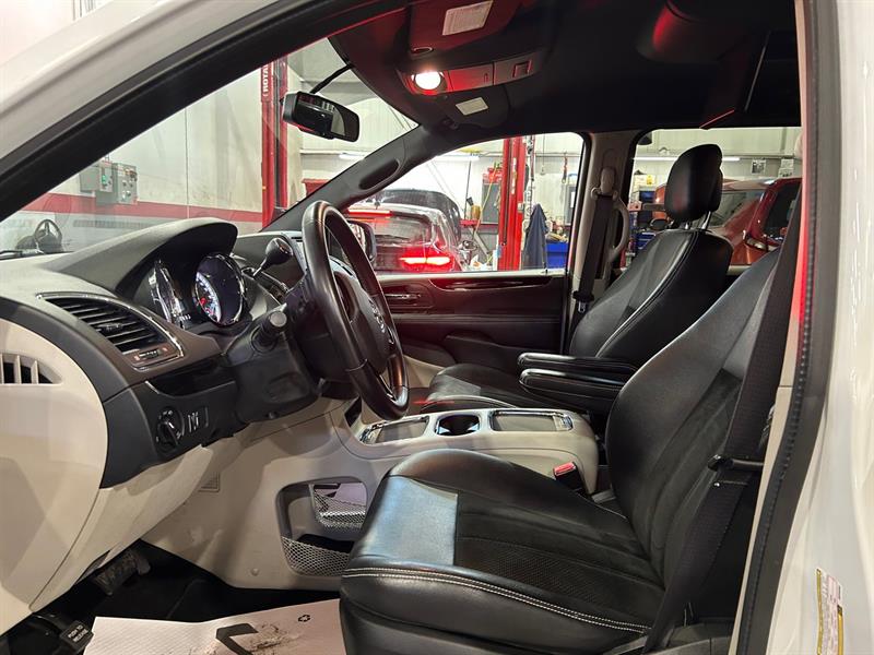dodge Grand Caravan 2016 - 9