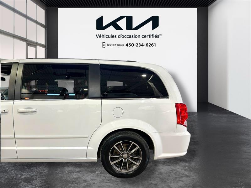 dodge Grand Caravan 2016 - 25