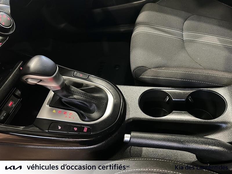 kia Forte 2022 - 19