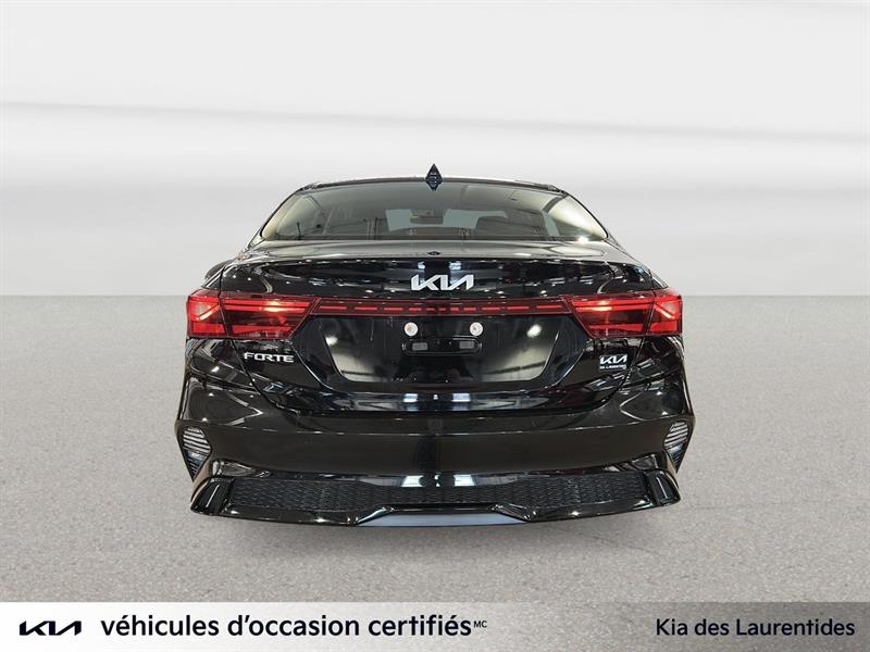 kia Forte 2022 - 27