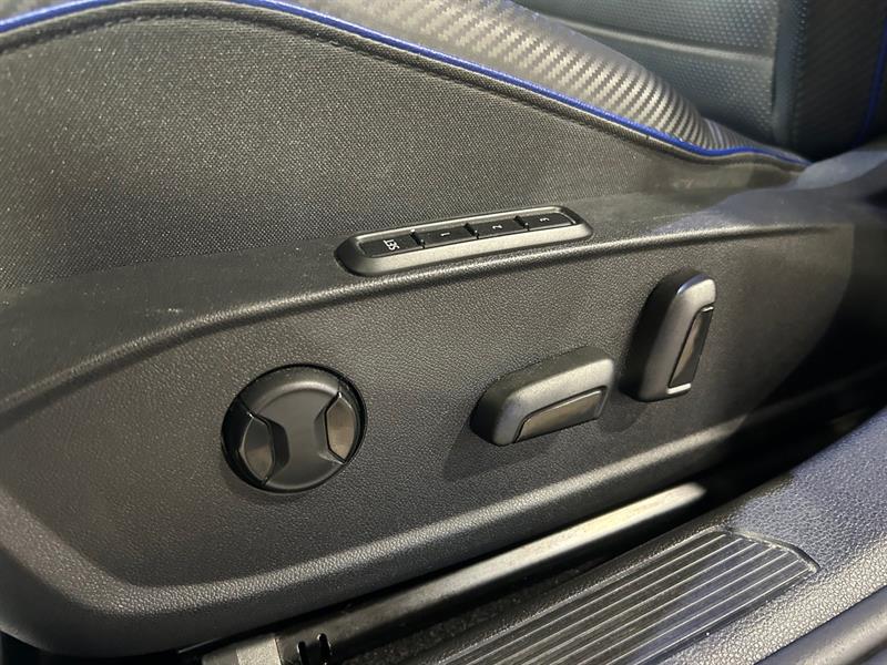 volkswagen Golf R 2022 - 13