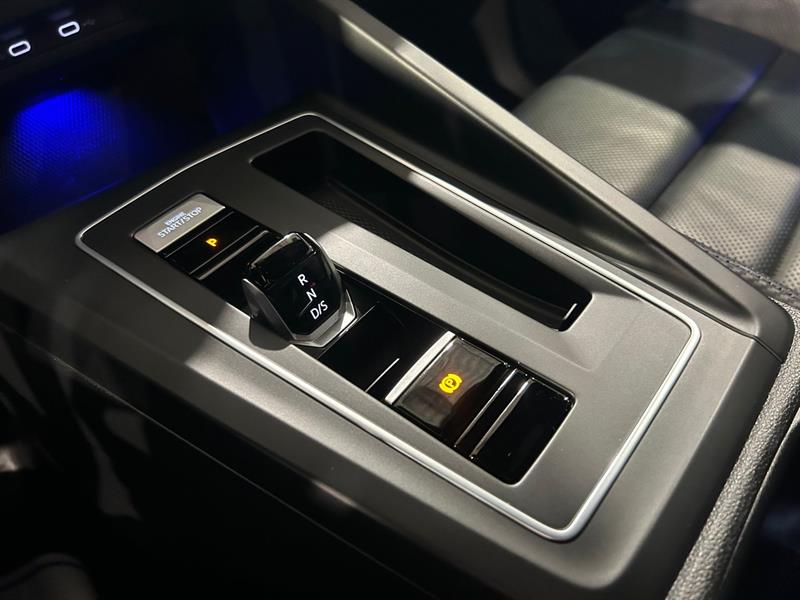 volkswagen Golf R 2022 - 31