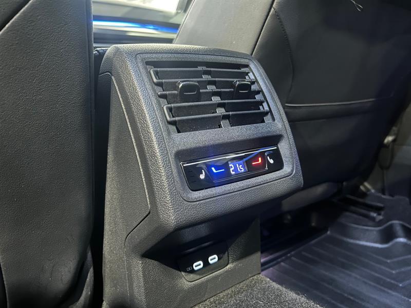 volkswagen Golf R 2022 - 38