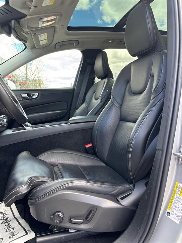 volvo XC60 2022 - 9