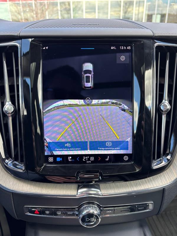 volvo XC60 2022 - 17