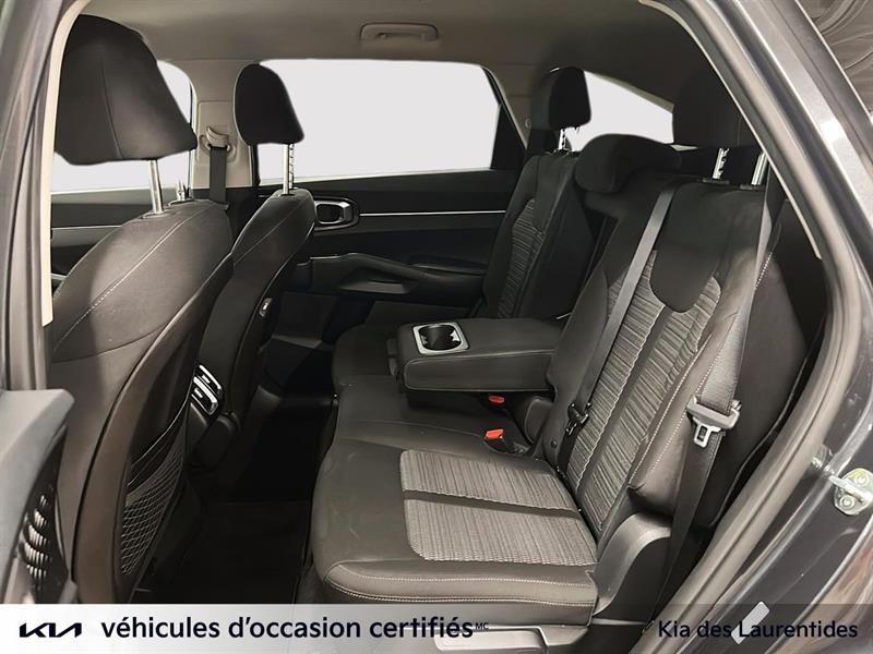 kia Sorento 2022 - 25