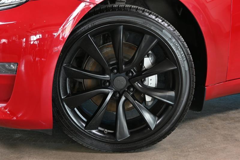 tesla Model 3 2018 - 3