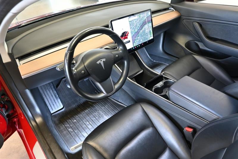 tesla Model 3 2018 - 16