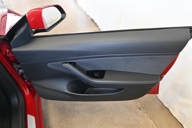 tesla Model 3 2018 - 28