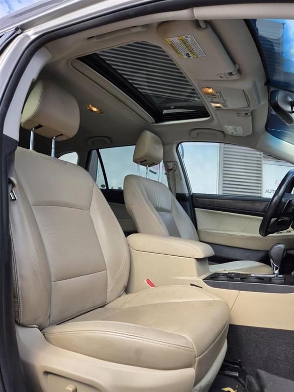 2018 Subaru Outback - Image 10