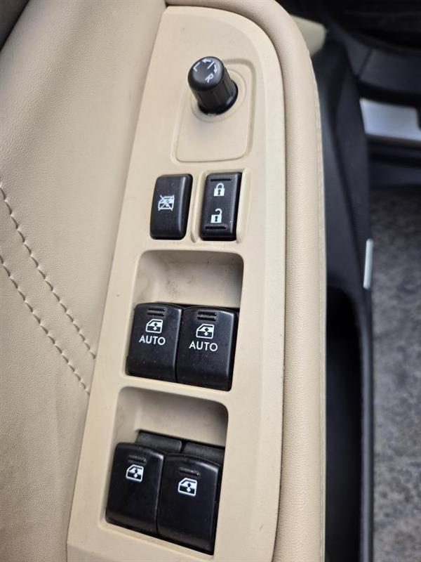 2018 Subaru Outback - Image 17