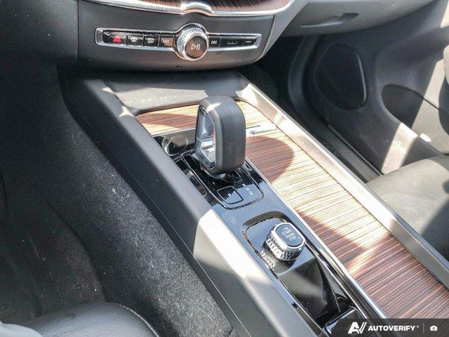 volvo XC60 2023 - 17
