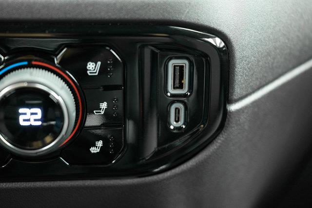 chevrolet Silverado 1500 2026 - 19