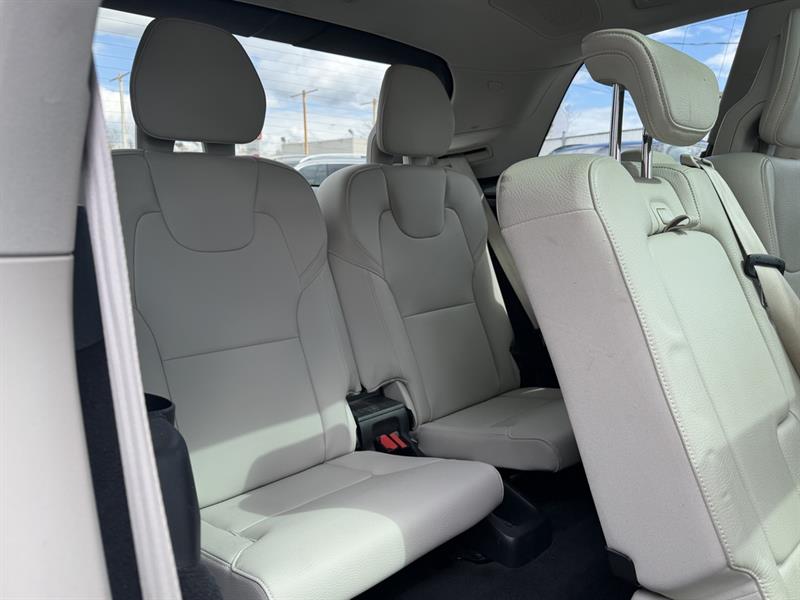 volvo XC90 2018 - 25