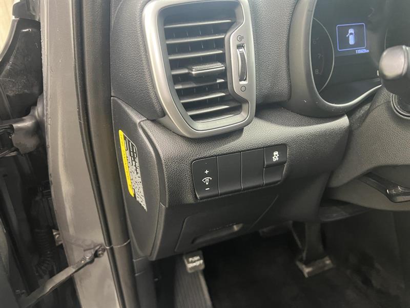 kia Sportage 2018 - 12