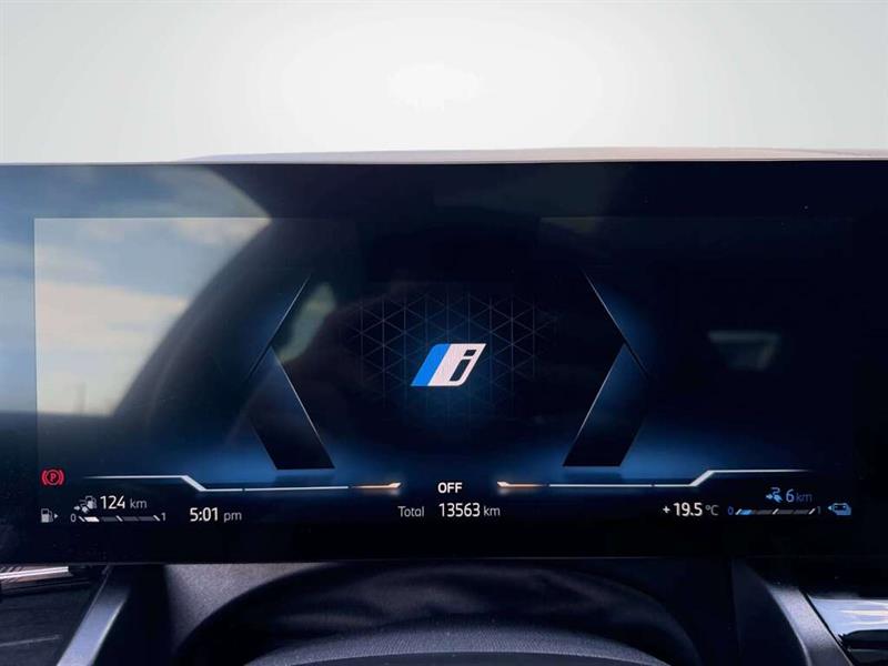 bmw 5 Series 2025 - 24