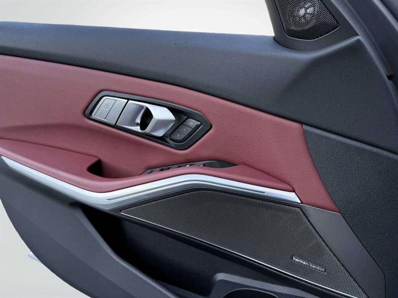bmw 335i 2023 - 21