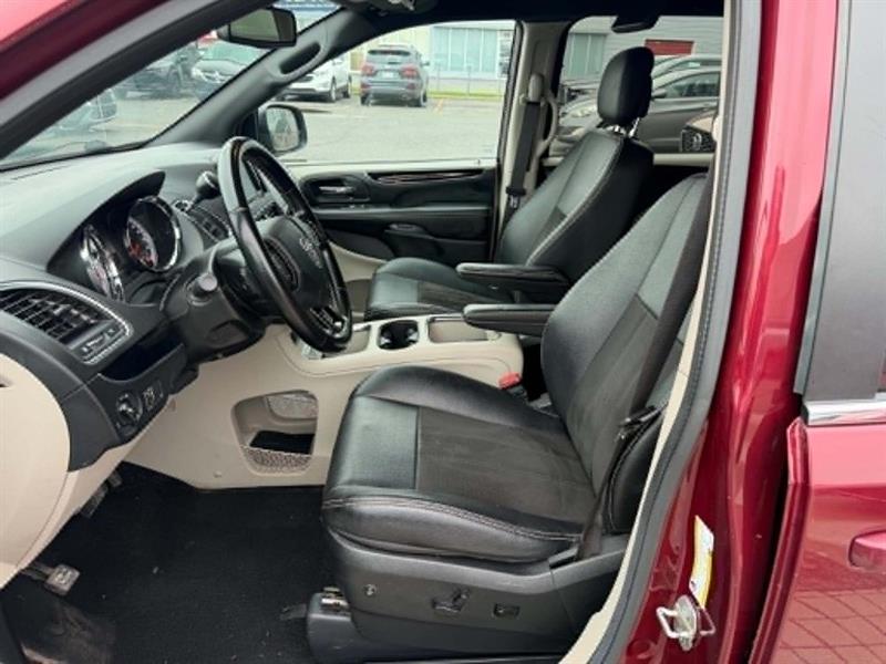 dodge Grand Caravan 2019 - 16