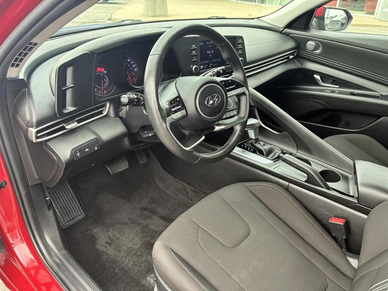 hyundai Elantra 2022 - 11