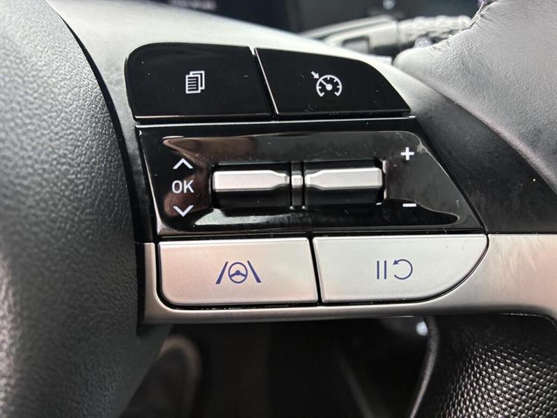 hyundai Elantra 2022 - 17