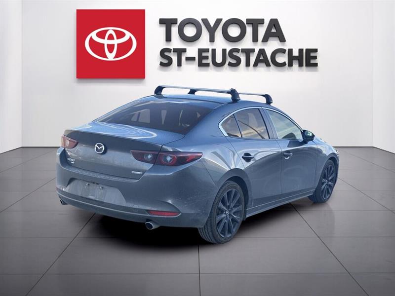 mazda Mazda3 2022 - 3