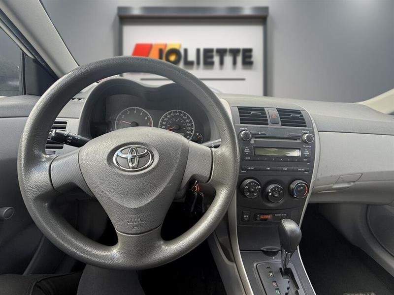toyota Corolla 2010 - 4