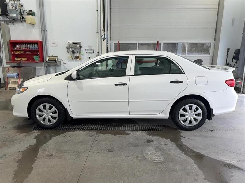 toyota Corolla 2010 - 9