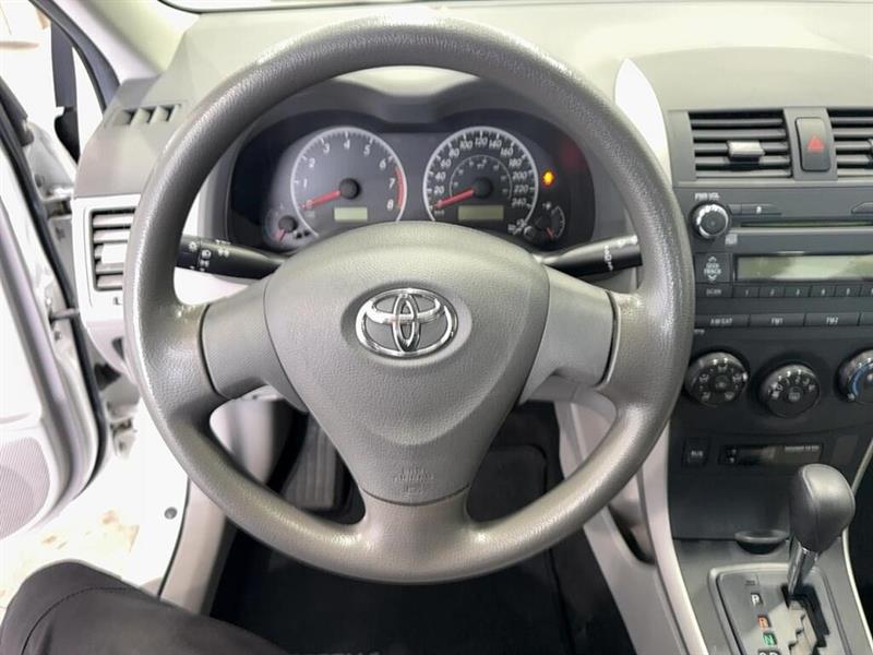toyota Corolla 2010 - 15
