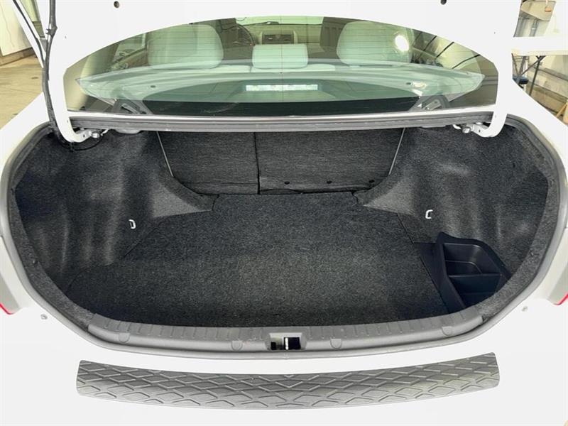 toyota Corolla 2010 - 19